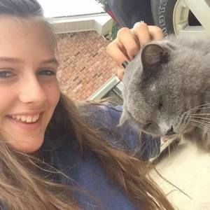 Meet your Posher, Lauren